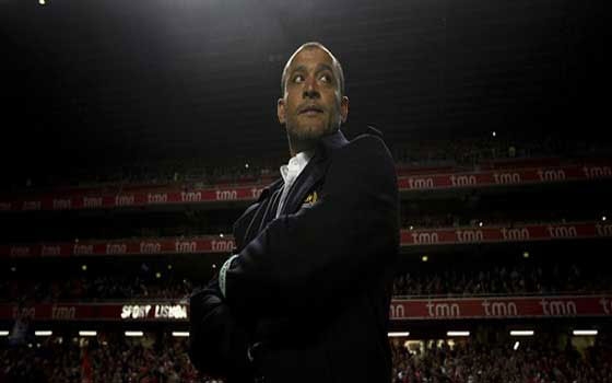   مصر اليوم - نادي بلنسية الاسباني يقدم مدربه الجديد نونو لوسائل الإعلام