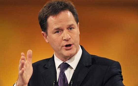   مصر اليوم - نائب رئيس الوزراء البريطاني ينتقد العقاب الجماعي الإسرائيلي على غزة