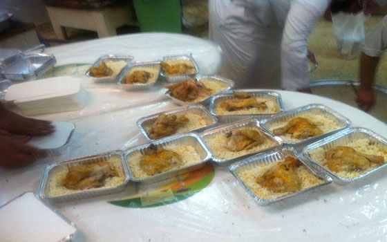   مصر اليوم - 1700 وجبة إفطار يقدمها المطبخ الخيري في القريات