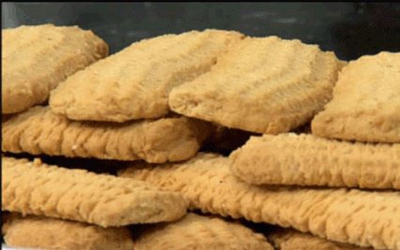   مصر اليوم - بسكويت النشادر على الطريقة المصرية