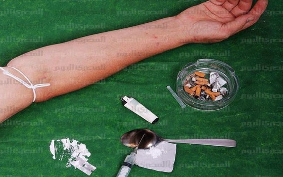   مصر اليوم - المدمنون فى مصر ما بين 2.5 إلى 3.25 مليون مريض