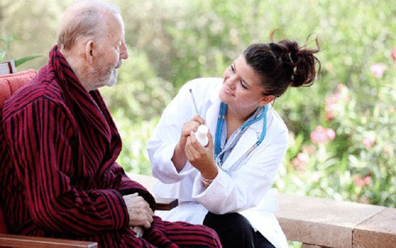   مصر اليوم - صدق أو لا تصدق  الشلل الرعاش يجعلك أكثر إبداعًا