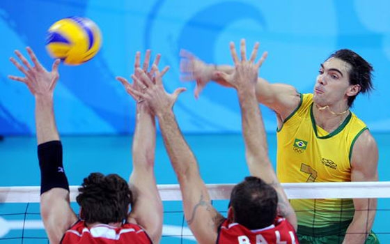   مصر اليوم - رئيس إتحاد الكرة الطائرة الجديد يعلن خطته المستقبلية لتطوير اللعبة