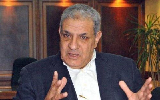   مصر اليوم - محلب : الدولة بكل أجهزتها تعمل على إزالة الصعوبات التي تواجه المستثمرين