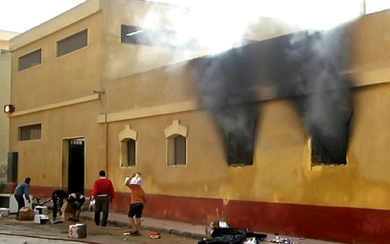   مصر اليوم - النائب العام يحيل بلاغ تعذيب السجناء في قسم المرج إلى نيابة شرق