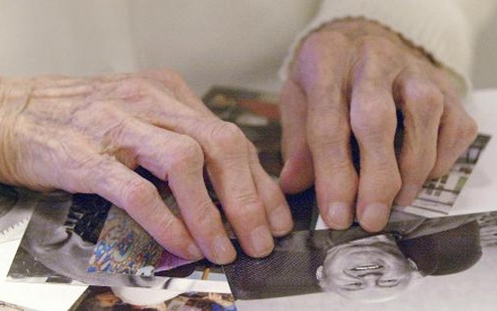   مصر اليوم - تشخيص مبكر ومبسط لمرض الزهايمر