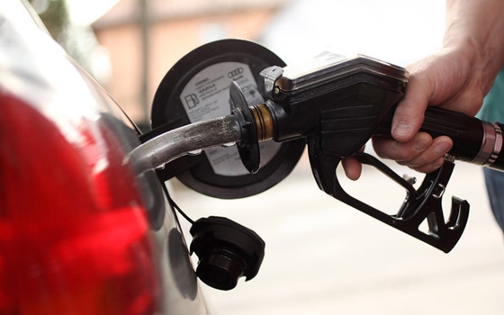   مصر اليوم - وكيل وزارة التموين في المنيا: لا زيادة فى أسعار البنزين والسولار