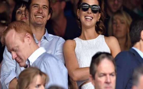 مصر اليوم - أورلاندو بلوم يشاهد بطولة ويمبلدون مع كايت باكينسايل