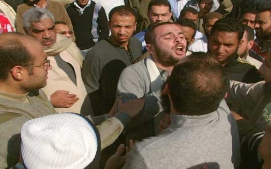   مصر اليوم - انتشار للقوات الخاصة لتأمين شوارع الإسماعيليَّة تحسبًا لتظاهرات ليليَّة