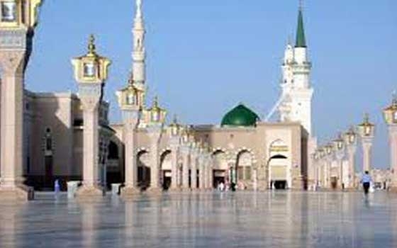   مصر اليوم - ترجمة خطبة عيد الفطر المبارك في المسجد النبوي لأربع لغات