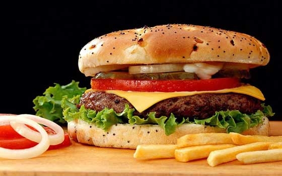   مصر اليوم - دراسة تحذر من تأثير الوجبات السريعة على حاسة الشم