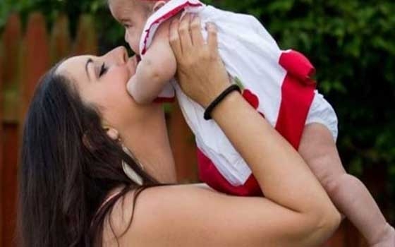   مصر اليوم - بريطانية ترزق بطفل رغم تناولها حبوب الإجهاض