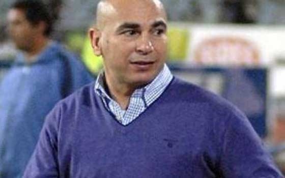   مصر اليوم - اتحاد كرة القدم الأردني يجدد عقد المدير الفني حسام حسن