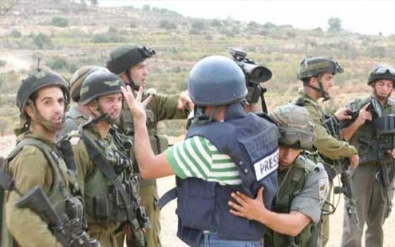   مصر اليوم - إصابة صحافيين فلسطينيين خلال تغطية الأحداث في شعفاط