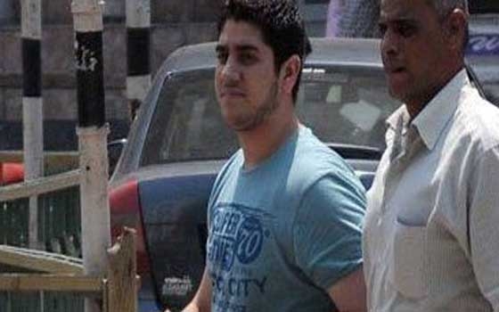   مصر اليوم - الجنايات تقضي بسجن نجل مرسي عامًا مع الشغل وتغريمه 10 آلاف جنيه