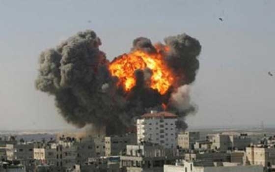   مصر اليوم - 500 غارة إسرائيلية على قطاع غزة تسفر عن 35 شهيدًا بينهم 16 طفلاً و5 سيدات