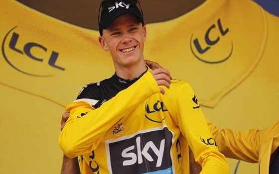   مصر اليوم - البريطاني كريس فروم يودع سباق تور دو فرانس بسبب الإصابة
