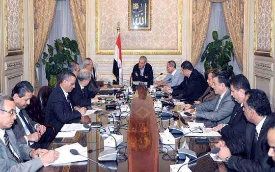   مصر اليوم - بدء اجتماع مجلس الوزراء لمناقشة الأوضاع الأمنية والاقتصادية