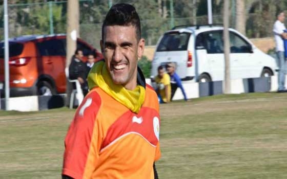   مصر اليوم - حارس الزمالك السابق يقنع عواد بعدم الانتقال إلى القلعة البيضاء