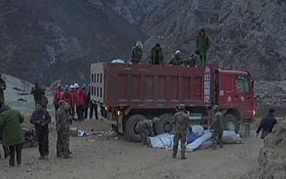   مصر اليوم - محاصرة 17 عاملاً داخل منجم للفحم غرب الصين عقب وقوع انفجار للغاز بداخله