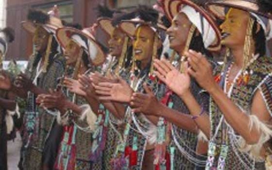   مصر اليوم - مهرجانجانا الفرنسي للفلكلور يجمع بين ثقافات العالم من أميركا حتى أفريقيا