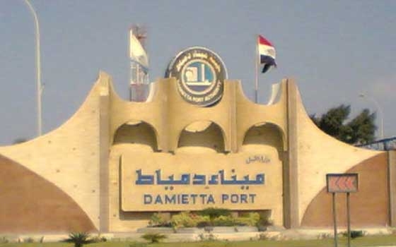   مصر اليوم - سيارة مجهولة تثير ذعر موظفي هيئة ميناء دمياط