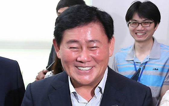   مصر اليوم - وزير المالية الجديد تشوي يتعهد بانتهاج سياسة الاقتصاد الكلي التوسعية