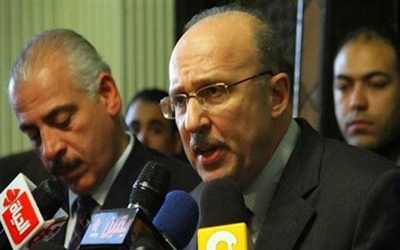   مصر اليوم - وزير الصحة يتفقد تجهيز مستشفى الطوارئ الجديدة في القصر العينى مستشفى 185