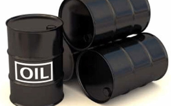   مصر اليوم - النفط يتراجع دون 100 دولار للمرة الأولى منذ مايو الماضي