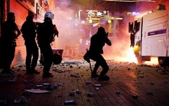   مصر اليوم - إحراق شاحنة في مدينة تونجلي في تركيا