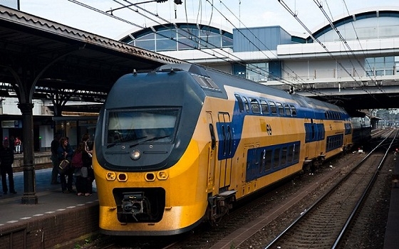   مصر اليوم - انتهاء العمل بالتذاكر الورقية في قطارات هولندا