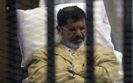   مصر اليوم - الإفراج عن رئيس وزراء الرئيس المصريّ المعزول محمَّد مرسي