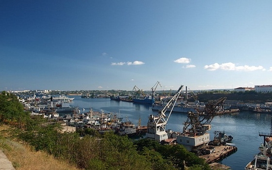   مصر اليوم - أخذ الإحتياطات اللازمة أمام إحتمال إستخدام الأسلحة الكيماوية في القرم