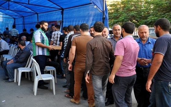   مصر اليوم - عائلة الشهيد أبو خضير ترفض إستقبال بيريز