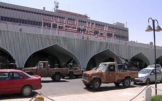   مصر اليوم - الحكومة الليبية المؤقتة تندد بالأضرار التي أصابت مطار طرابلس الدولي ومرافقه الحيوية