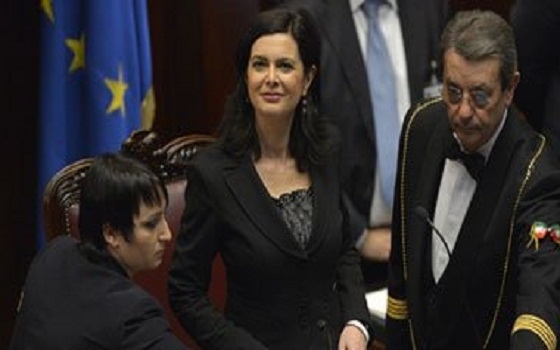   مصر اليوم - البرلمان يرفع الدعم عن الخدمات في إجراءات تقشفية لخفض تكاليف السياسة في إيطاليا