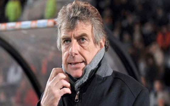   مصر اليوم - كريستيان غوركوف في جولة فرنسية تدعم صفوف الجزائر