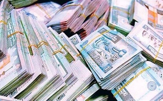   مصر اليوم - اكتشاف محاولة بدائية لتزييف اوراق نقدية كويتية من الإصدار الجديد‏