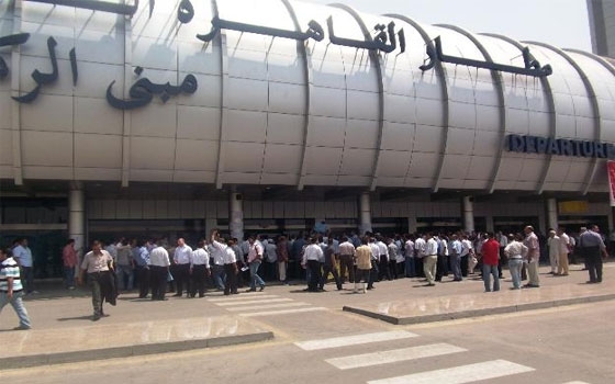   مصر اليوم - طائرة مصرية تتوجه إلى تونس لإعادة مئات الرعايا من ليبيا بسبب تدهور الأوضاع الأمنية