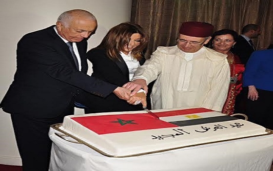   مصر اليوم - سميرة سعيد تحتفل بعيد العرش المغربي في القاهرة