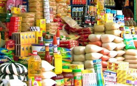   مصر اليوم - عمال مصر يطالب بالتوسع في منافذ بيع السلع المخفضة