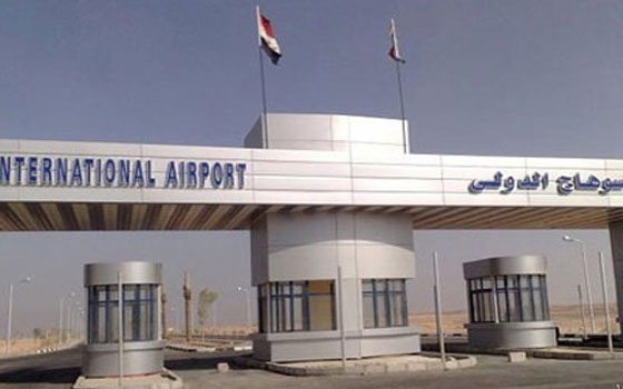   مصر اليوم - مطار سوهاج يستقبل شهداء الفرافرة من أبناء المحافظة بحضور المحافظ