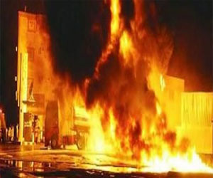   مصر اليوم - السيطرة على حريق هائل في محطة كهرباء الزعفرانة