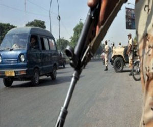 مصر اليوم - مقتل 21 جنديًا باكستانيًا برصاص طالبان