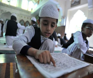 مصر اليوم - السجن مدى الحياة لأم قتلت ابنها لعدم حفظه القرآن في بريطانيا