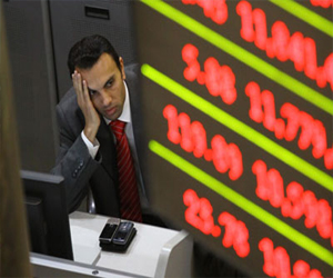 مصر اليوم - حادث قطار أسيوط يهبط بالبورصة المصرية 2.02%