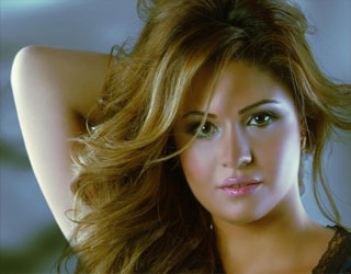 مصر اليوم - لا أقوم بالإغراء وأرفض تجسيد زوجة جمال مبارك