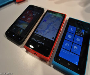 مصر اليوم - نوكيا تعتزم اطلاق لوميا 920 في نهاية الشهر الجاري