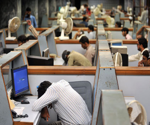 مصر اليوم - أحداث غزة تهبط بالبورصة المصرية 3.25%