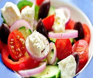   مصر اليوم - سلطة البصل والجبن